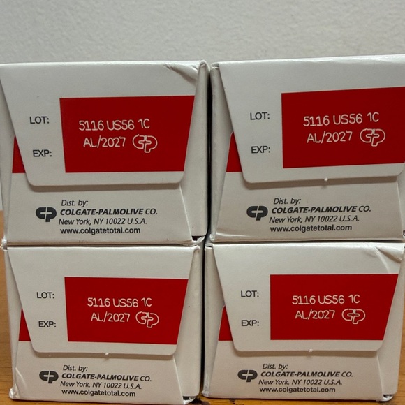 Colgate Total Toothpaste Bundle - Picture 3 of 3